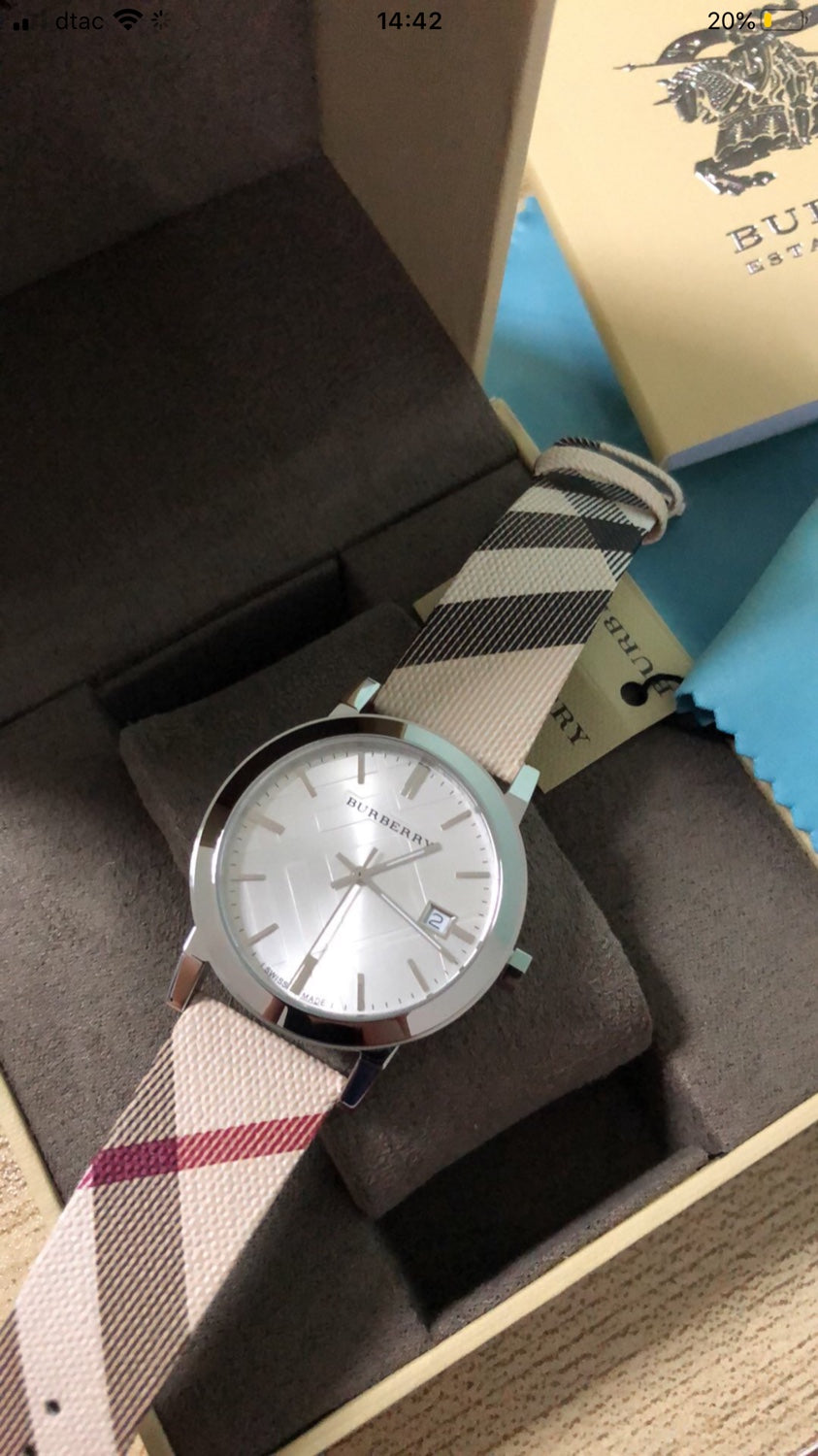Burberry The City BU9022 Women’s Silver Nova Leather Watch